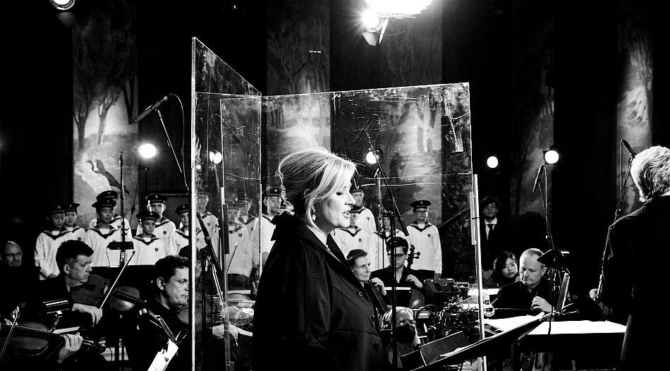 camilla nylund singing american songbook